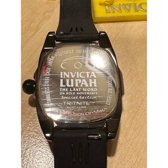 NEW Invicta Special Edition Lupah 19503 Womens Ladies Watch Red Face DIVE BOX - Picture 2 of 4